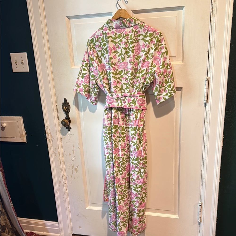 Victoria Dunn Pink and Green Floral Maxi Dress - Picture 2 of 3